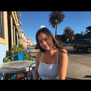 Meet your Posher, Maya